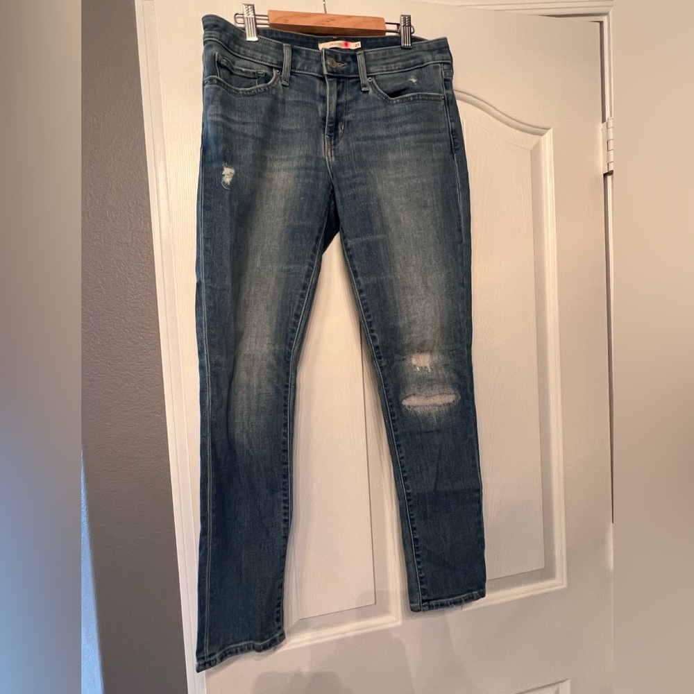 711 Skinny Levi’s